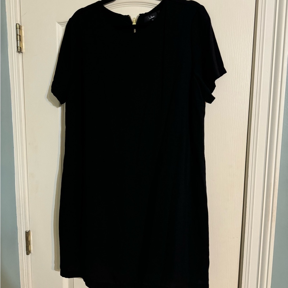 Lulu’s LBD - Picture 2 of 2